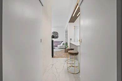 Na predaj 3-izbový byt, 97 m², Bratislava-Staré Mesto, Záhradnícka