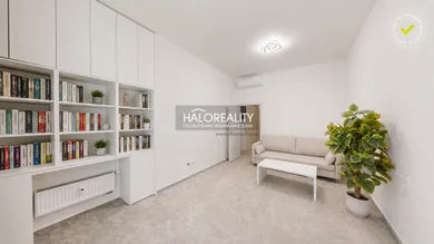 Na predaj 2-izbový byt, 52 m², Banská Bystrica