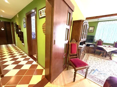 Na predaj 3-izbový byt, 69 m², Trenčianske Teplice, Štvrť SNP