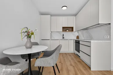 Na predaj 2-izbový byt, 46 m², Bratislava-Lamač, Hodonínska