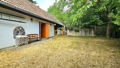 Na predaj 4-izbový dom, 200 m², Uhliská