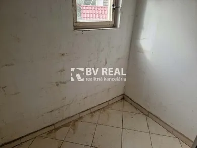 Na predaj 2-izbový dom, 53 m², Temeš, -