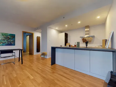 Na predaj 2-izbový byt, 64 m², Bratislava-Staré Mesto