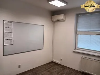 Na prenájom komerčné, 17 m², Senec, Poľná