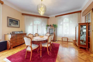 Na predaj 5-izbový byt, 174 m², Bratislava-Staré Mesto, Palisády