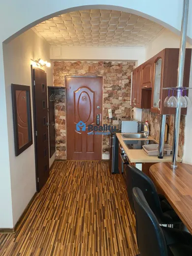 Na prenájom 1-izbový byt, 30 m², Považská Bystrica, SNP