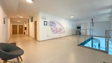 Na prenájom komerčné, 46 m², Senec, Boldocká cesta