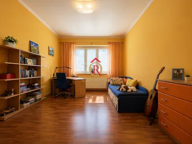 Na predaj 4-izbový byt, 156 m², Banská Bystrica, Robotnícka