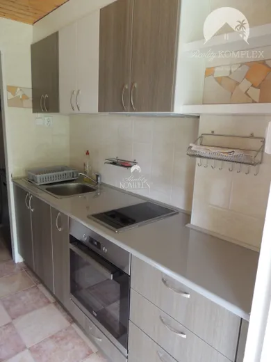 Na predaj 5-izbový dom, 230 m², Trstice, Hlavná