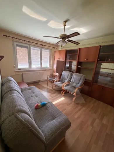 Mieszkania na sprzedaż, 2-pokojowe, Komárno · €69 900