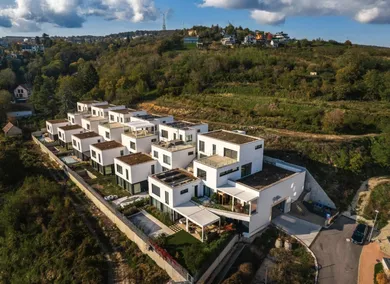 Na predaj dom, 243 m², Bratislava-Nové Mesto