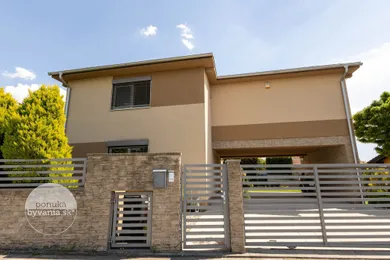Na predaj dom, 225 m², Marianka, Agátová