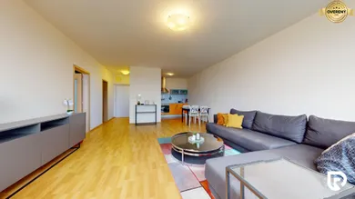 Na prenájom 2-izbový byt, 56 m², Bratislava-Nové Mesto, Tomášikova