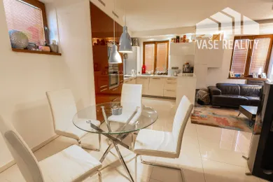 Domy na predaj 3-izbový, Bratislava-Vajnory · €379 000