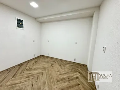 Na prenájom komerčné, 80 m², Veľký Krtíš, Nám. A. H. Škultétyho