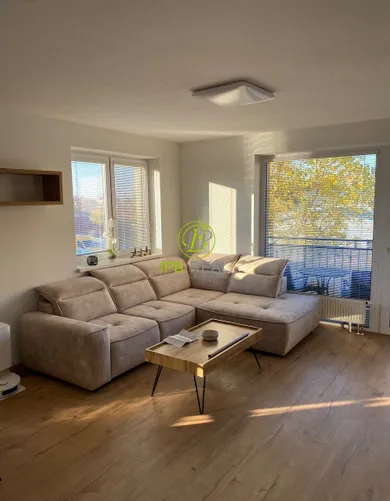 Na predaj 2-izbový byt, 55 m², Stupava, Dlhá