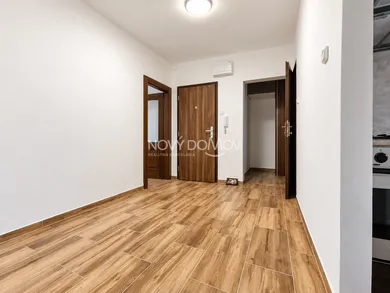 Na predaj 2-izbový byt, 56 m², Šaľa, NEŠPOROVA