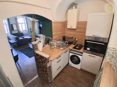 Na predaj 1-izbový byt, 41 m², Košice-Staré Mesto