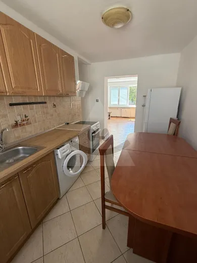 Na prenájom 2-izbový byt, 61 m², Prievidza, M.R.Štefánika