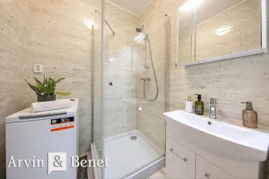 Na predaj 3-izbový byt, 63 m², Bratislava-Karlova Ves, Hlaváčikova