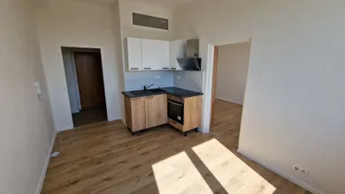 Na prenájom 1-izbový byt, 35 m², Nové Zámky, Andovská