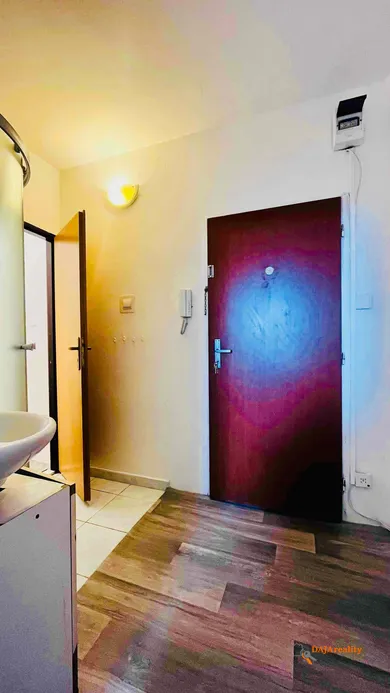 Na prenájom 1-izbový byt, 20 m², Šaľa, P. J. Šafárika