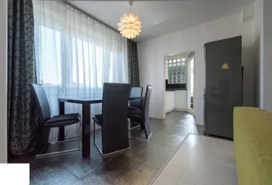 Byty na prenájom 3-izbový, Košice-Staré Mesto · €1 100