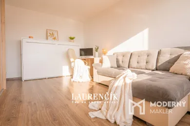Na predaj 3-izbový byt, 67 m², Poprad, Záborského