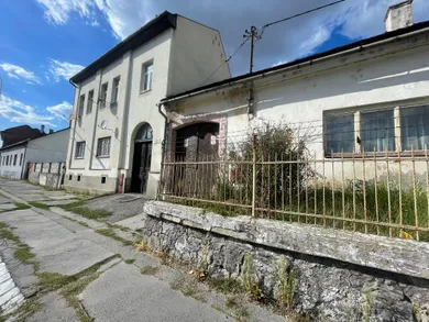 Дома на продажу, Zvolen · €170 000