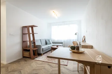Na prenájom 2-izbový byt, 43 m², Košice-Staré Mesto, Jakobyho
