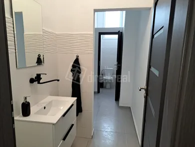 Na prenájom objekt, 270 m², Bratislava-Podunajské Biskupice