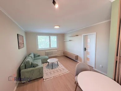 Na prenájom 3-izbový byt, 55 m², Dunajská Streda