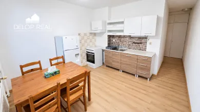 Na predaj 2-izbový byt, 64 m², Bratislava-Lamač, Heyrovského