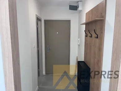Na prenájom byt v Handlová · €409 · Dokončené