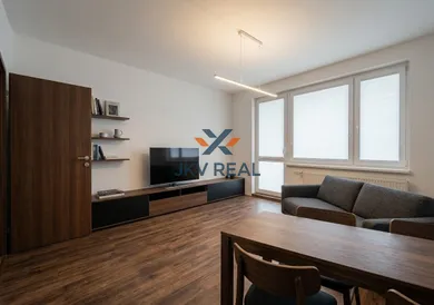 Na predaj 3-izbový byt, 65 m², Bratislava-Petržalka, Fedinova