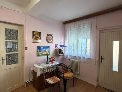 Na predaj dom, 115 m², Kolárovo, Športová