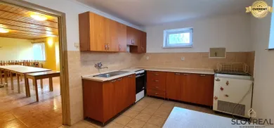 Na predaj komerčné v Žiar nad Hronom · €99 500 · Čiastočná rekonštrukcia