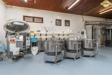 Na predaj komerčné, 600 m², Trnava, Koniarekova