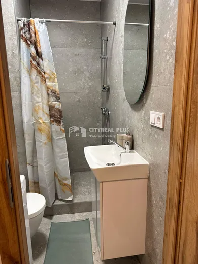 Na prenájom 1-izbový byt, 20 m², Nové Zámky, Letomostie