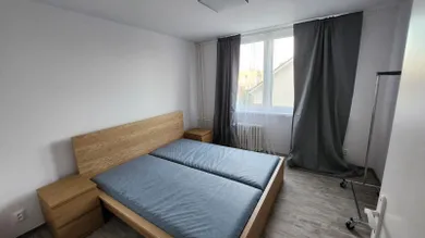 Na prenájom 3-izbový byt, 70 m², Bratislava-Ružinov, Vrútocká