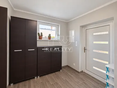 Na predaj dom, 100 m², Pobedim