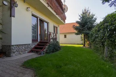 Na prenájom 4-izbový dom, 210 m², Bratislava-Záhorská Bystrica