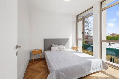 Na prenájom byt v Bratislava-Nové Mesto · €890 · Dokončené