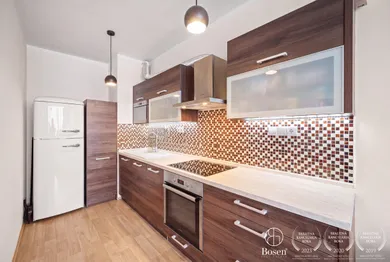 Na prenájom 2-izbový byt, 57 m², Bratislava-Petržalka, Budatínska