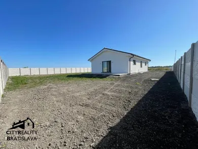 Na predaj dom, 106 m², Bellova Ves