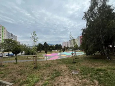Na prenájom 4-izbový byt, 80 m², Trenčín, Halalovka