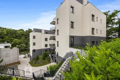 Lokale komercyjne na sprzedaż, Bratislava-Staré Mesto · €667 500