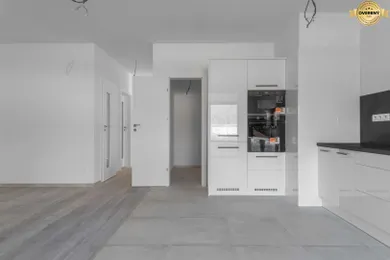 Na predaj 4-izbový dom, 350 m², Šaľa, Jabloňová