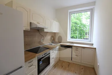 Byty na prenájom 2-izbový, Ružomberok · €650