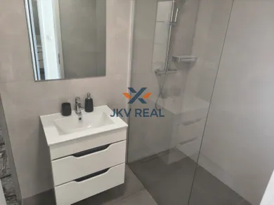 Na prenájom 2-izbový byt, 55 m², Čadca, 17. novembra